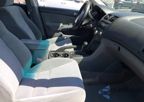 2003 Honda Accord 2.4 Lx z USA, uszkodzony, nr VIN 3HGCM56363G708464